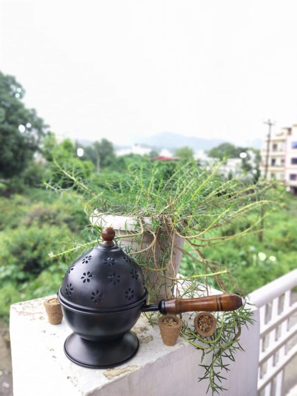 Tomb Shape Iron Incense Holder - Image 2
